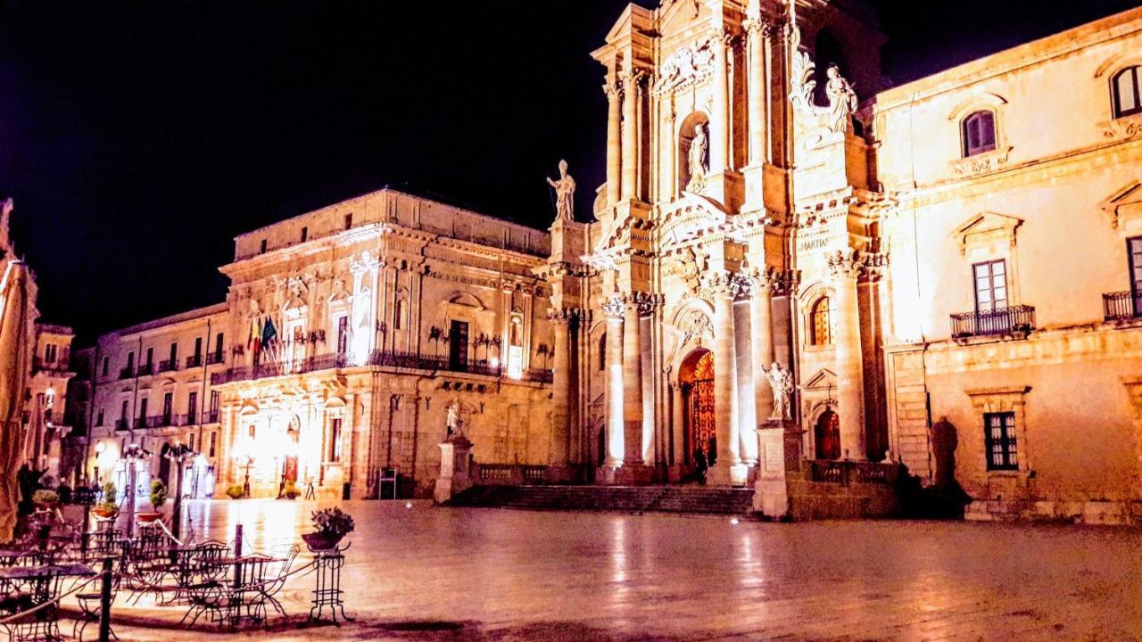 Elegante Appartamento In Palazzo Storico Ortigia Syracuse Eksteriør billede