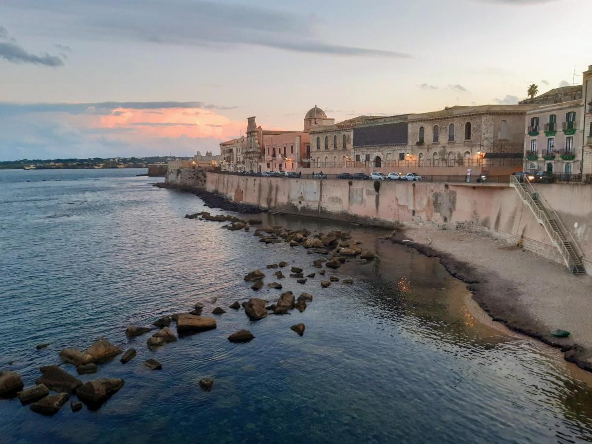 Elegante Appartamento In Palazzo Storico Ortigia Syracuse Eksteriør billede