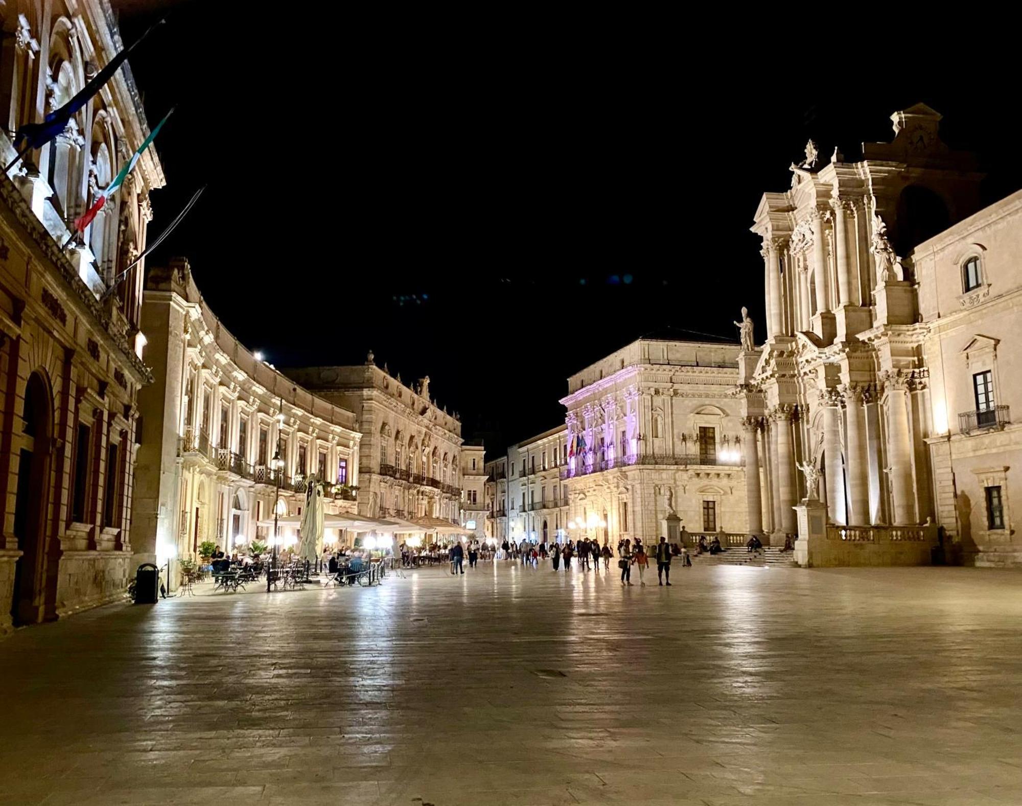 Elegante Appartamento In Palazzo Storico Ortigia Syracuse Eksteriør billede