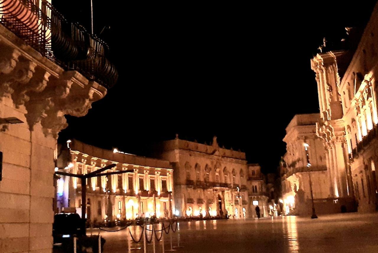 Elegante Appartamento In Palazzo Storico Ortigia Syracuse Eksteriør billede